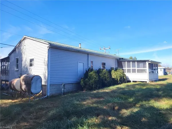 $45,000 | 3325 Sylvatus Highway, Hillsville, VA 24343