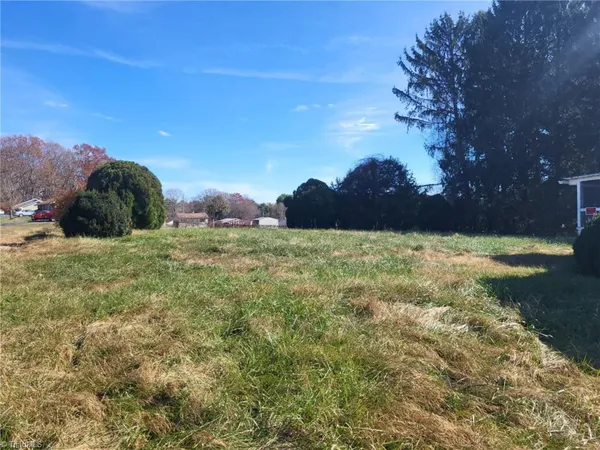 $45,000 | 3325 Sylvatus Highway, Hillsville, VA 24343