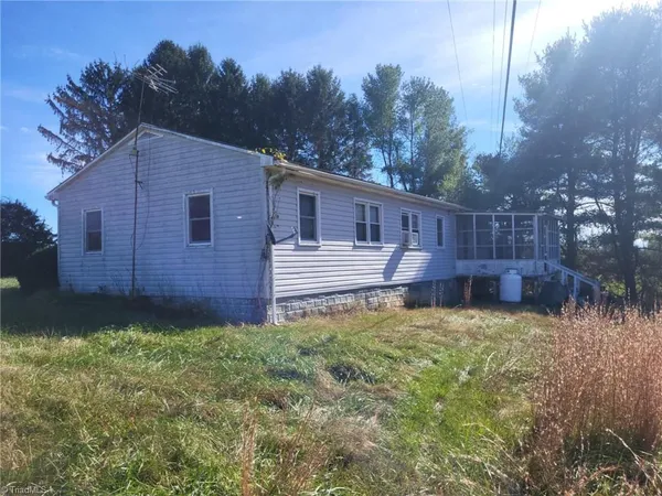 $45,000 | 3325 Sylvatus Highway, Hillsville, VA 24343