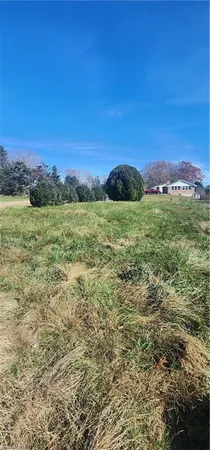 $45,000 | 3325 Sylvatus Highway, Hillsville, VA 24343