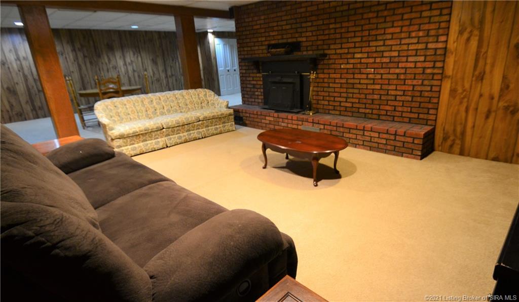 5760 Navilleton Road Floyds Knobs, IN 47119 - Photo 23 of 37 Gallery Image 23