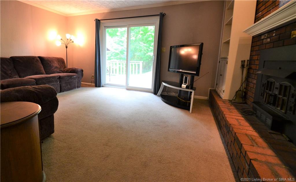 5760 Navilleton Road Floyds Knobs, IN 47119 - Photo 9 of 37 Gallery Image 9