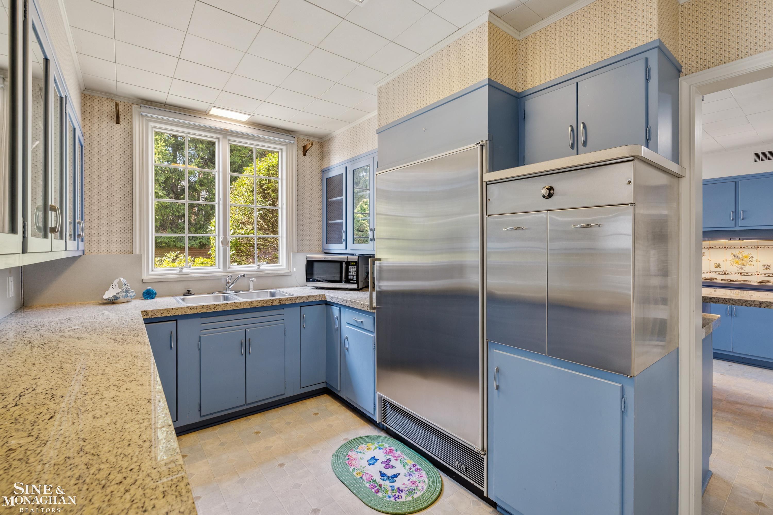 105 Lake Shore Road Grosse Pointe, MI 48236 - Photo 24 of 98 50217830-275b7d07-9f77-41dd-b068-ef536ad8658d.JPG
