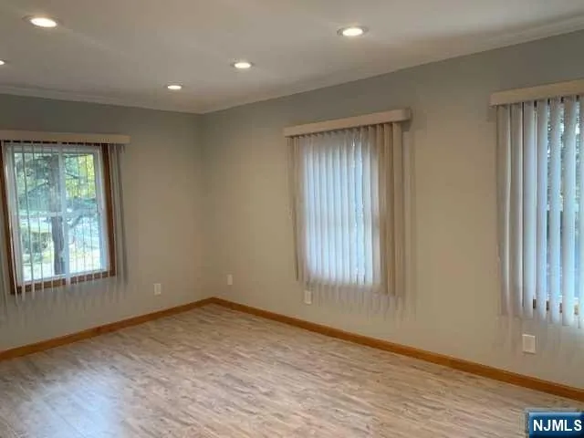 $2,300 | 262 Saddle River Road, Unit 2, Saddle Brook, NJ 07663