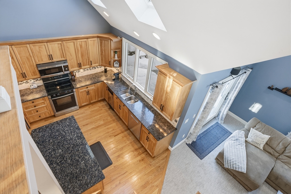 15 Gilson Road Groton, MA 01450 - Photo 11 of 38