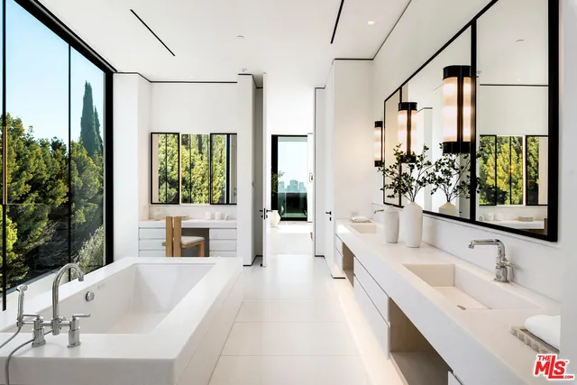 $29,750,000 | 1210 Laurel Way, Beverly Hills, CA 90210