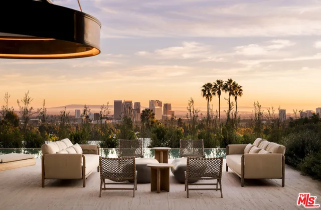 $29,750,000 | 1210 Laurel Way, Beverly Hills, CA 90210