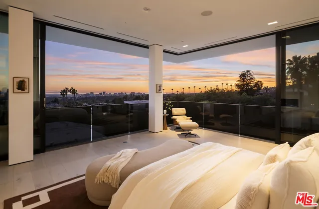 $29,750,000 | 1210 Laurel Way, Beverly Hills, CA 90210