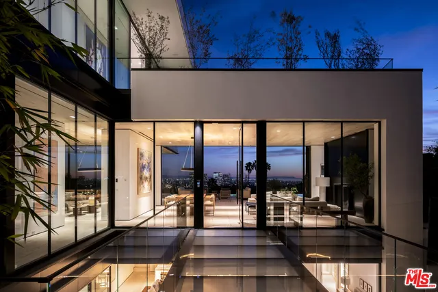 $29,750,000 | 1210 Laurel Way, Beverly Hills, CA 90210