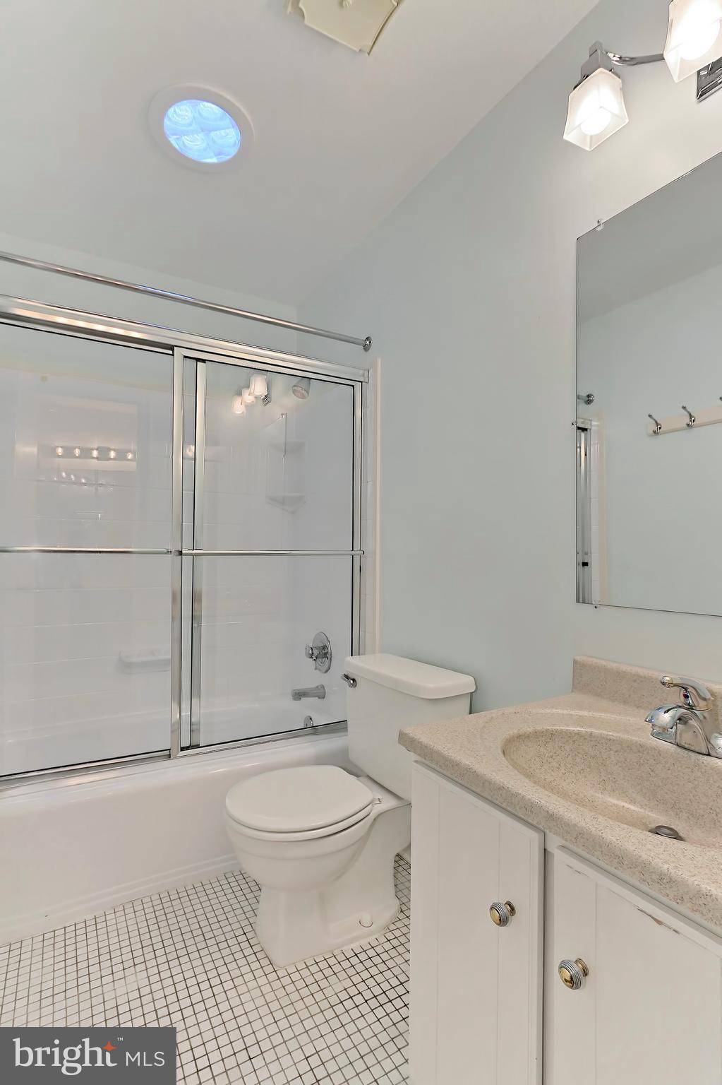 9849 Natick Road Burke, VA 22015 - Photo 18 of 29 Master bath with solar tube