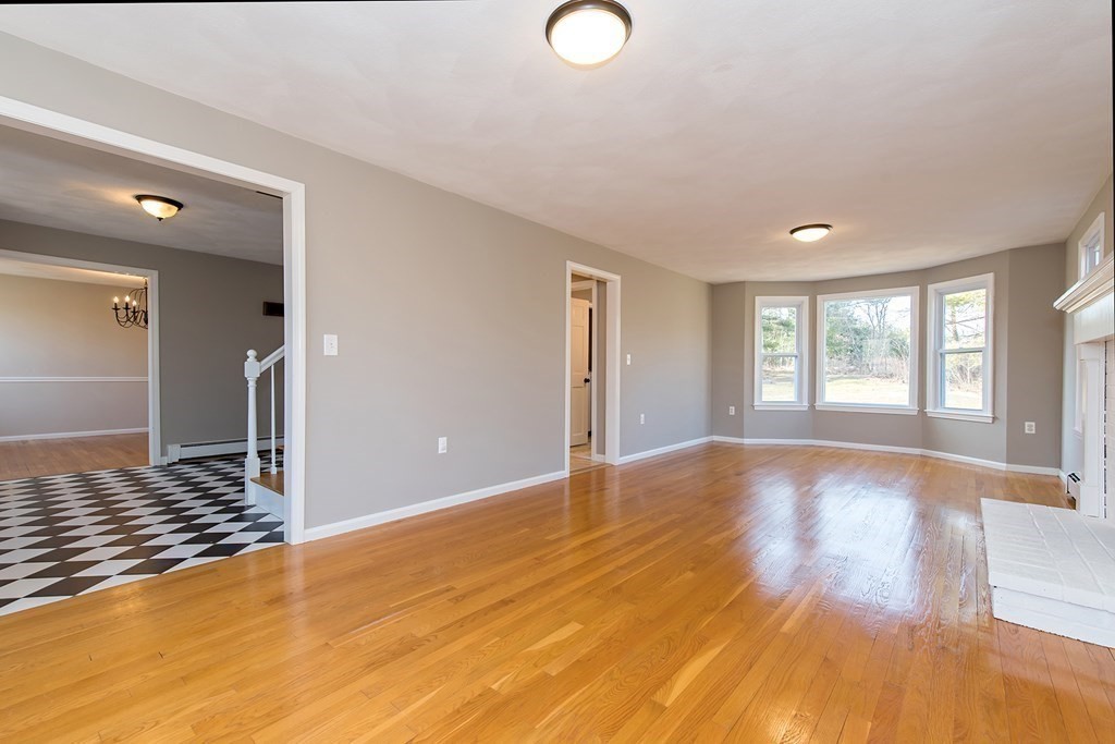 889 Upper Union Street Franklin, MA 02038 - Photo 15 of 42 a view of an empty room and window