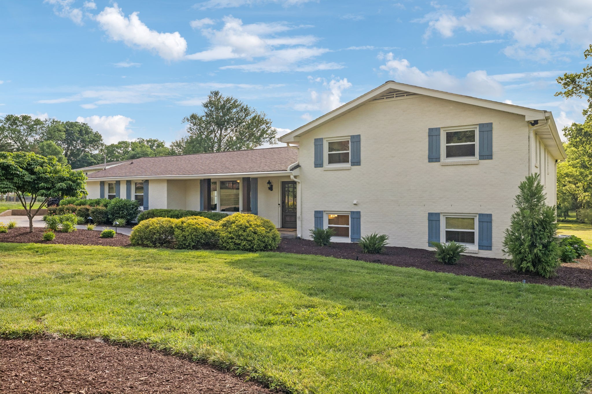 192 Cherokee Road Hendersonville, TN 37075 - Photo 6 of 98