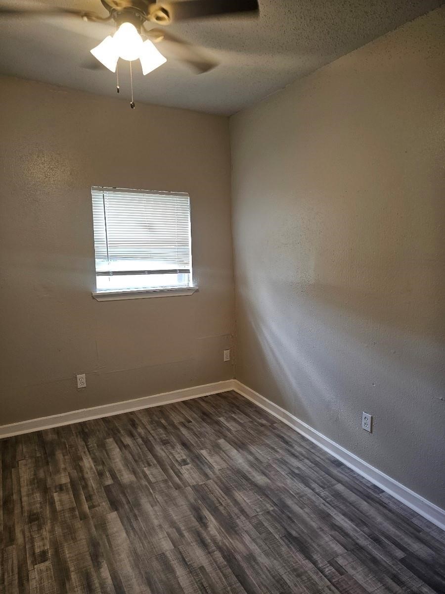 8010 Miley Street Houston, TX 77028 - Photo 4 of 7