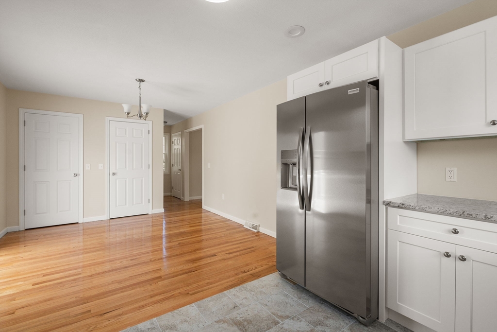 63 Hope Street Springfield, MA 01119 - Photo 12 of 36