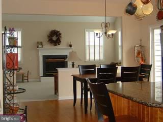 32 Woodside Farm Road Garnet Valley, PA 19060 - Photo 3 of 6 Gallery Image 3