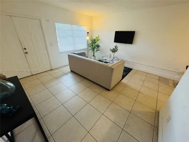 $1,837 | 1401 Northwest 103rd Street, Unit 124, Miami, FL 33147
