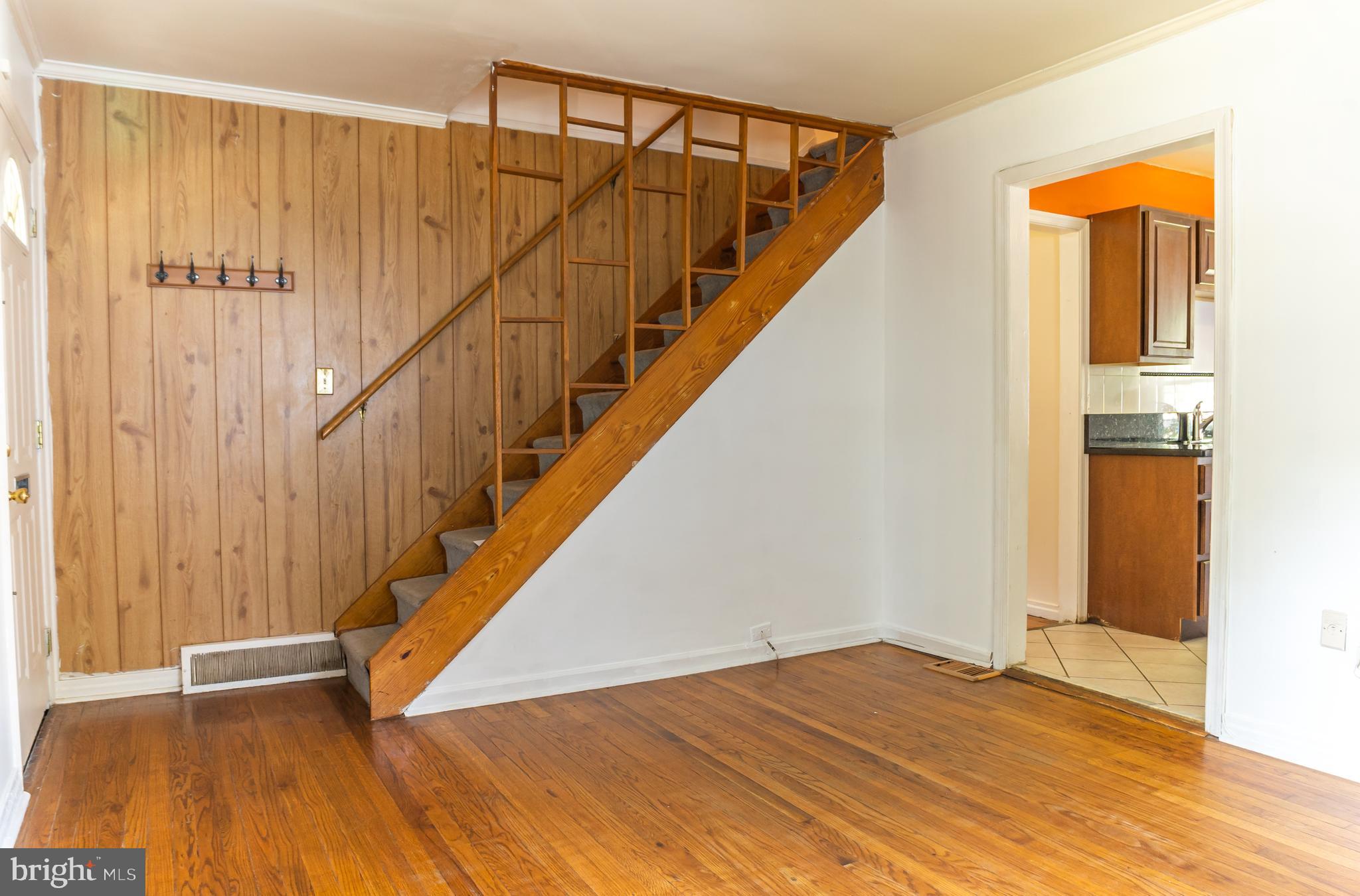 4209 Round Hill Road Silver Spring, MD 20906 - Photo 2 of 43