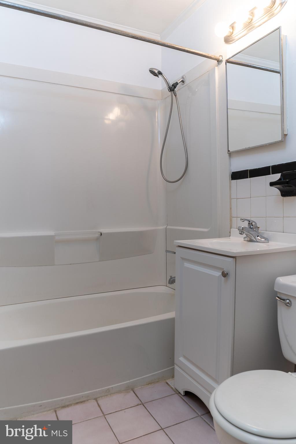 4209 Round Hill Road Silver Spring, MD 20906 - Photo 17 of 43