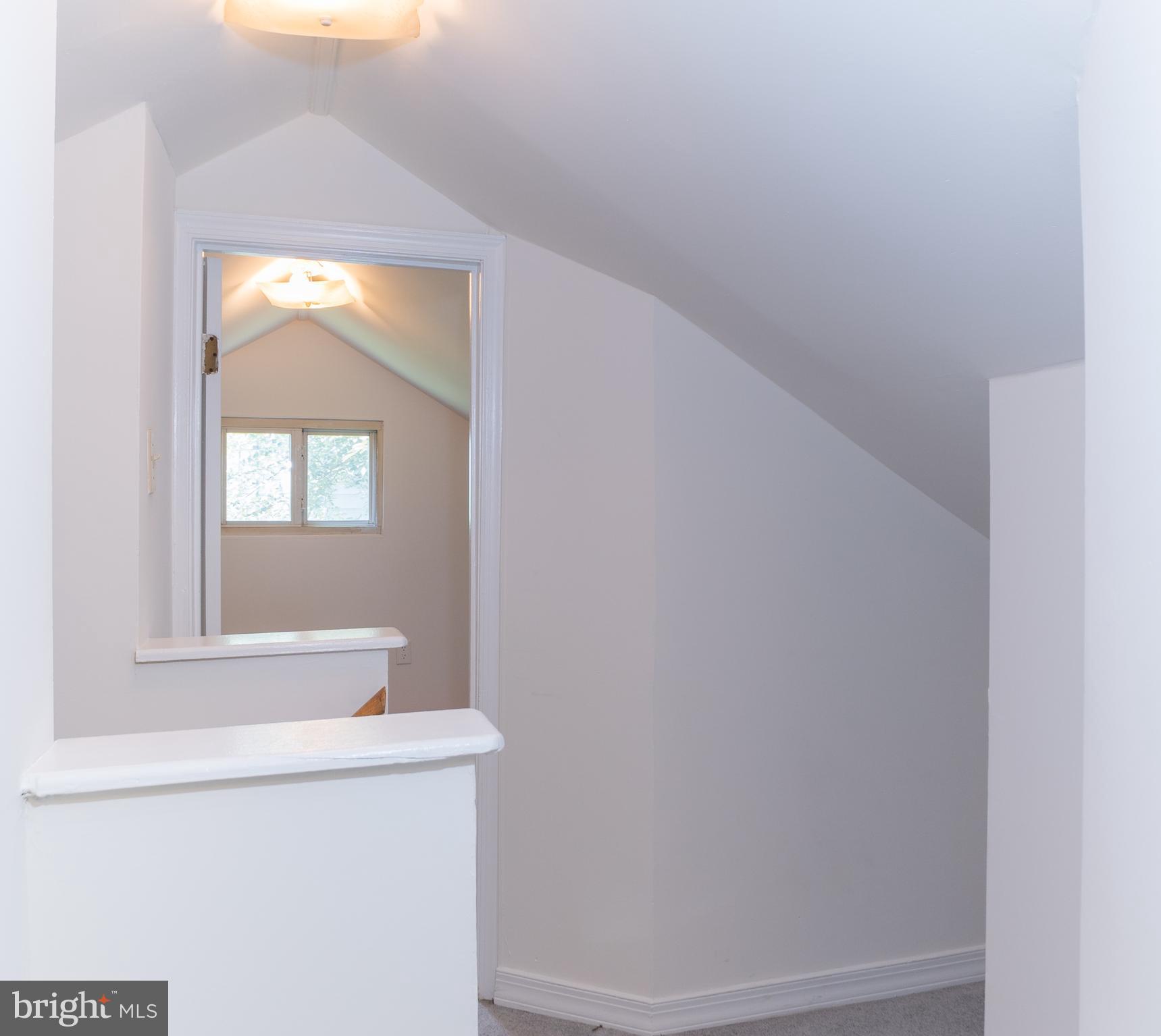 4209 Round Hill Road Silver Spring, MD 20906 - Photo 21 of 43