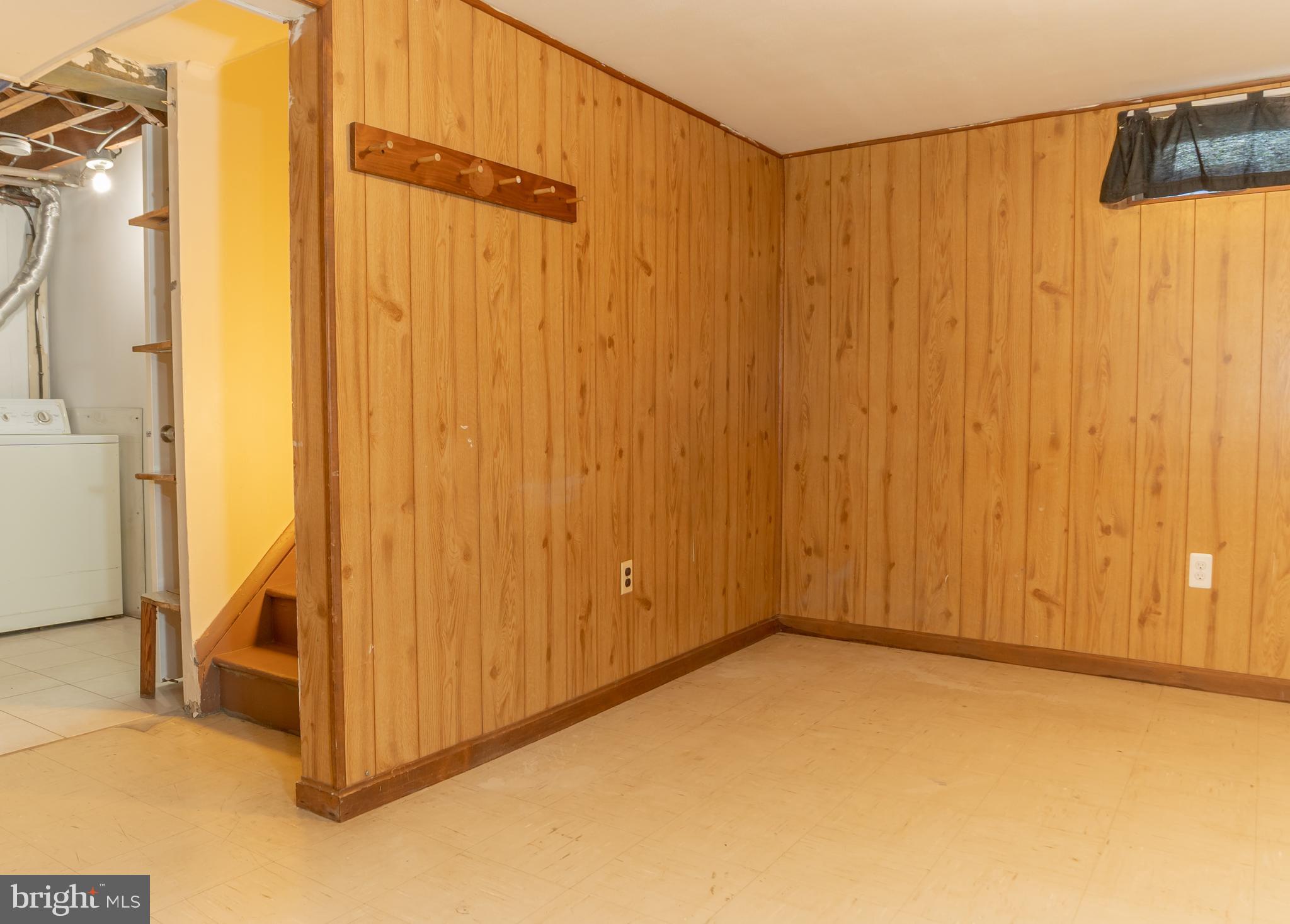 4209 Round Hill Road Silver Spring, MD 20906 - Photo 23 of 43