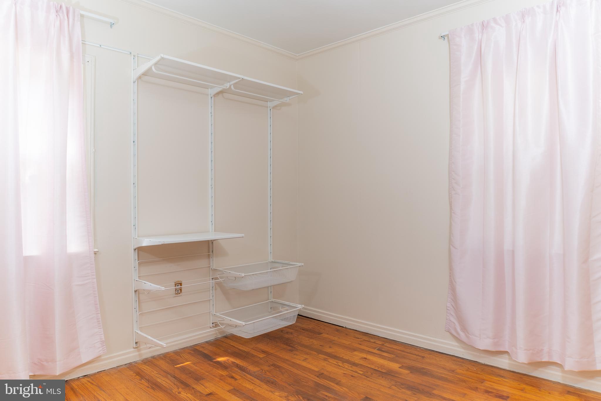 4209 Round Hill Road Silver Spring, MD 20906 - Photo 4 of 43