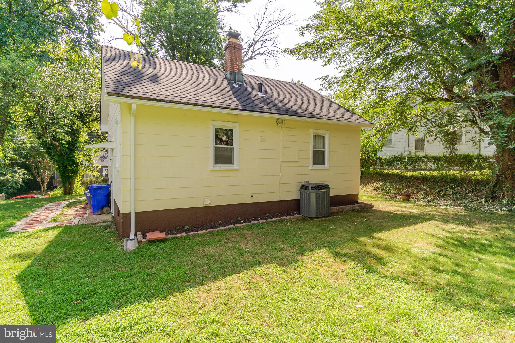 4209 Round Hill Road Silver Spring, MD 20906 - Photo 37 of 43