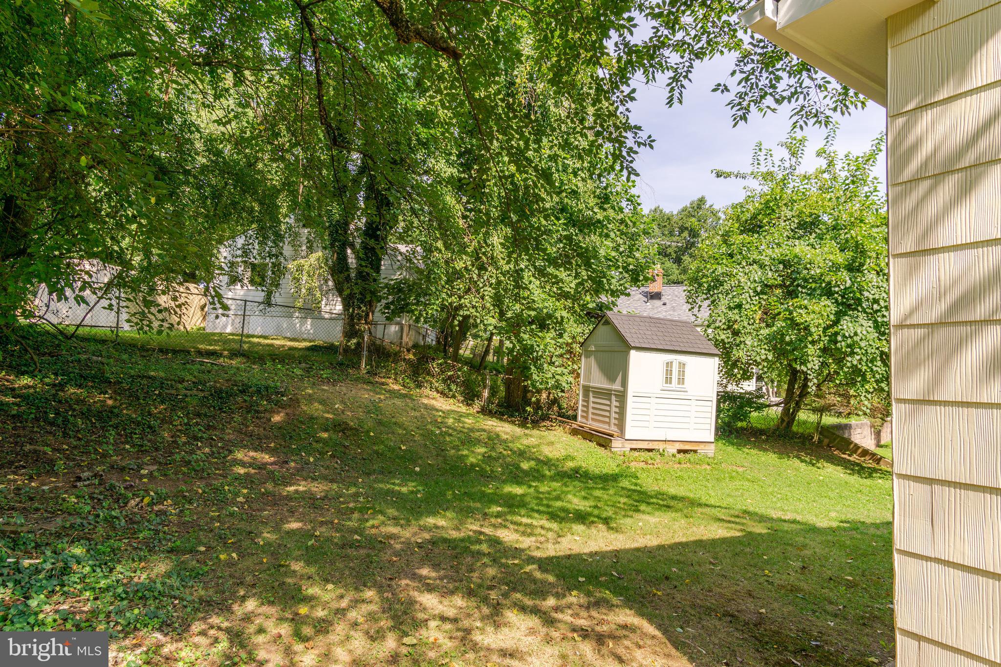 4209 Round Hill Road Silver Spring, MD 20906 - Photo 42 of 43
