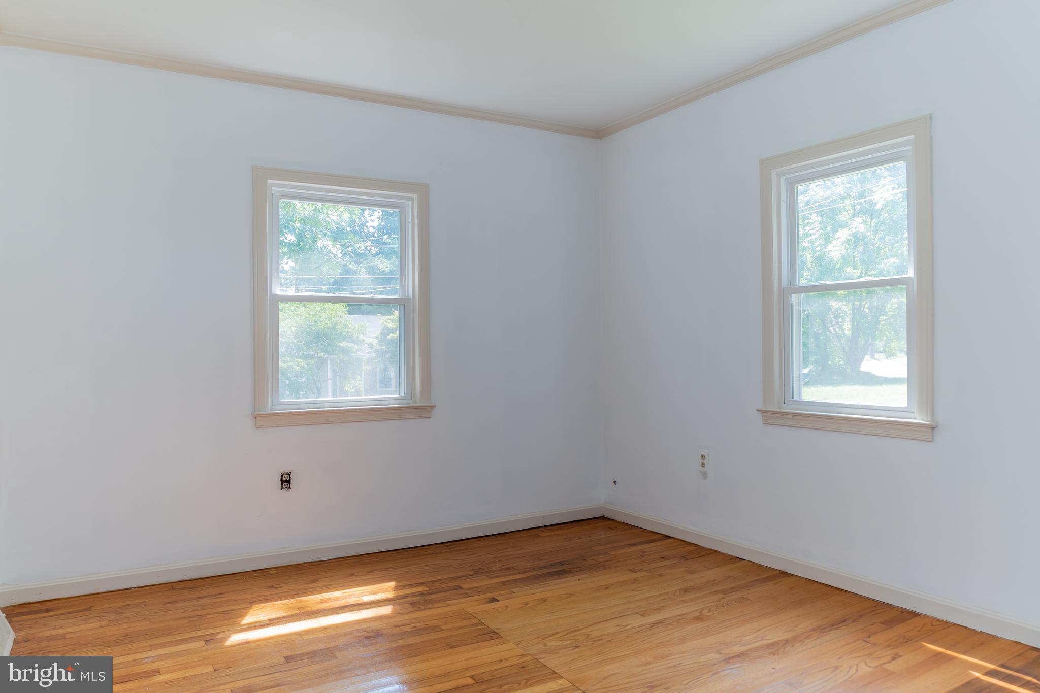 4209 Round Hill Road Silver Spring, MD 20906 - Photo 7 of 43