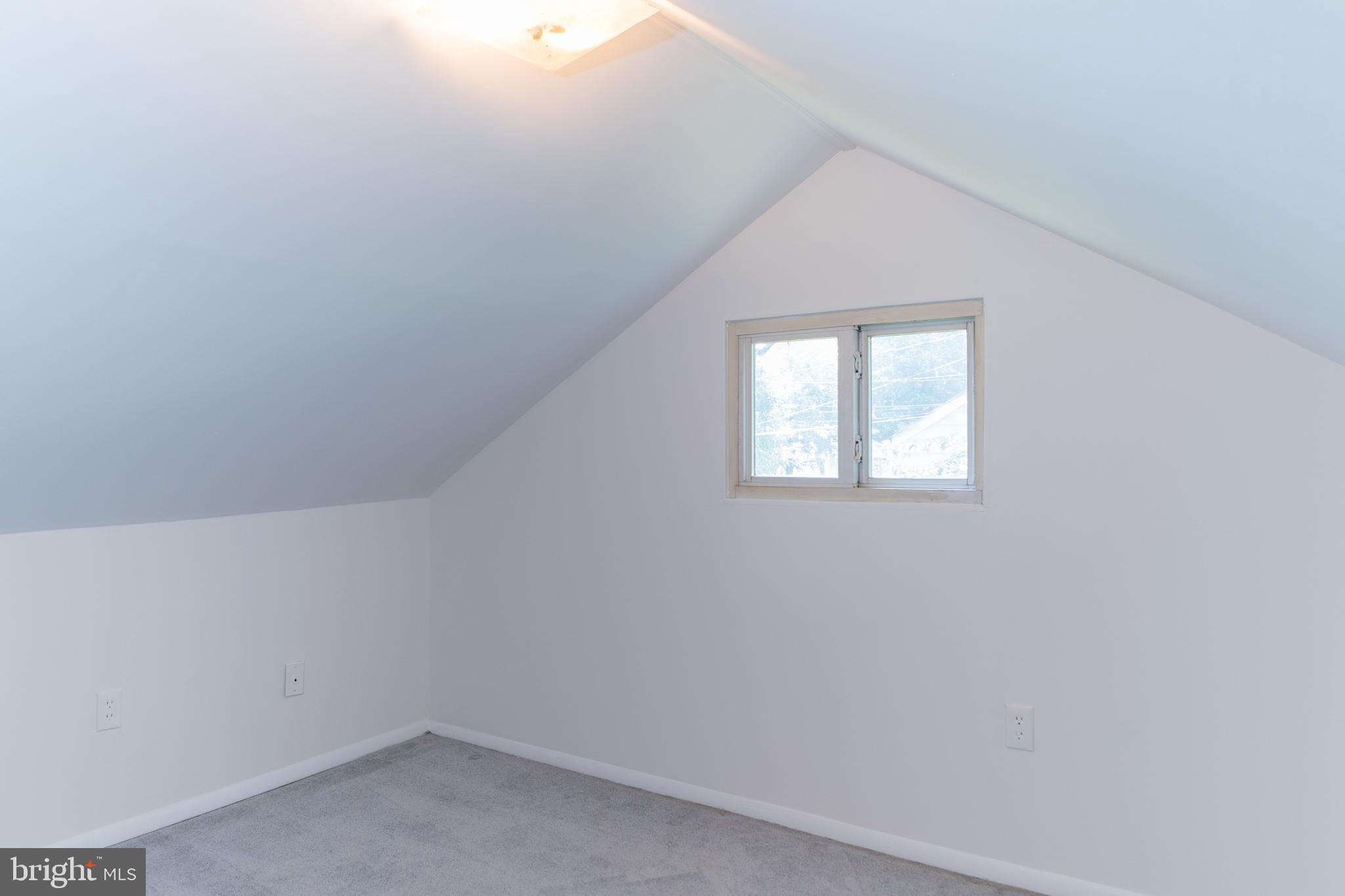 4209 Round Hill Road Silver Spring, MD 20906 - Photo 8 of 43