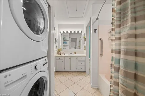 $249,500 | 206 Tabor View Lane, Winston-Salem, NC 27106