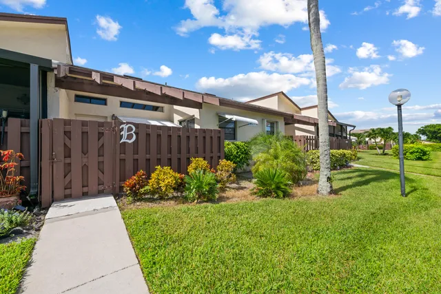 $199,500 | 14079 Nesting Way, Unit B, Delray Beach, FL 33484