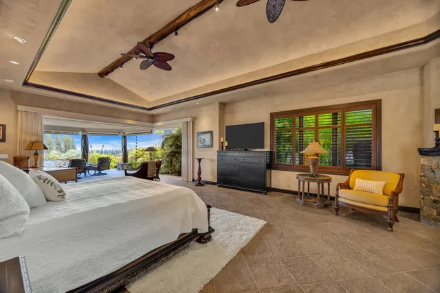 $5,300,000 | 112 Pulelehua Street, Lahaina, HI 96761