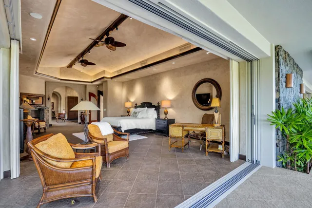 $5,300,000 | 112 Pulelehua Street, Lahaina, HI 96761