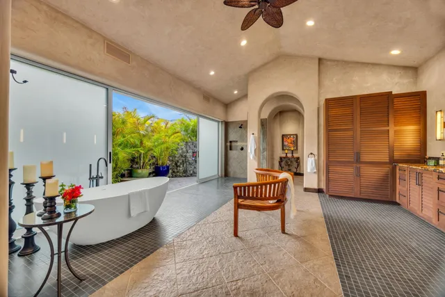 $5,300,000 | 112 Pulelehua Street, Lahaina, HI 96761