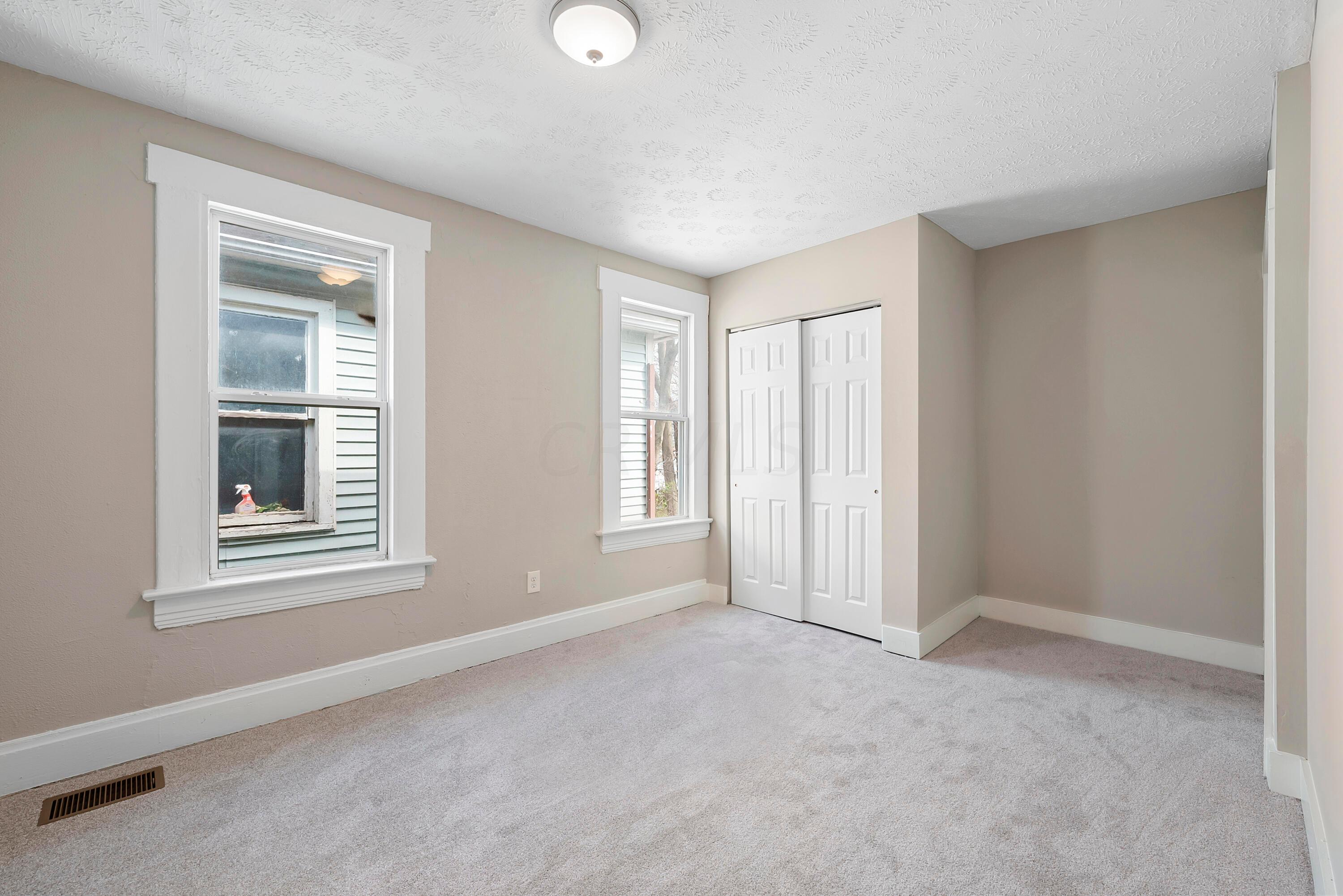 85-87 Reeb Avenue Columbus, OH 43207 - Photo 32 of 37 DSC03498 (1)