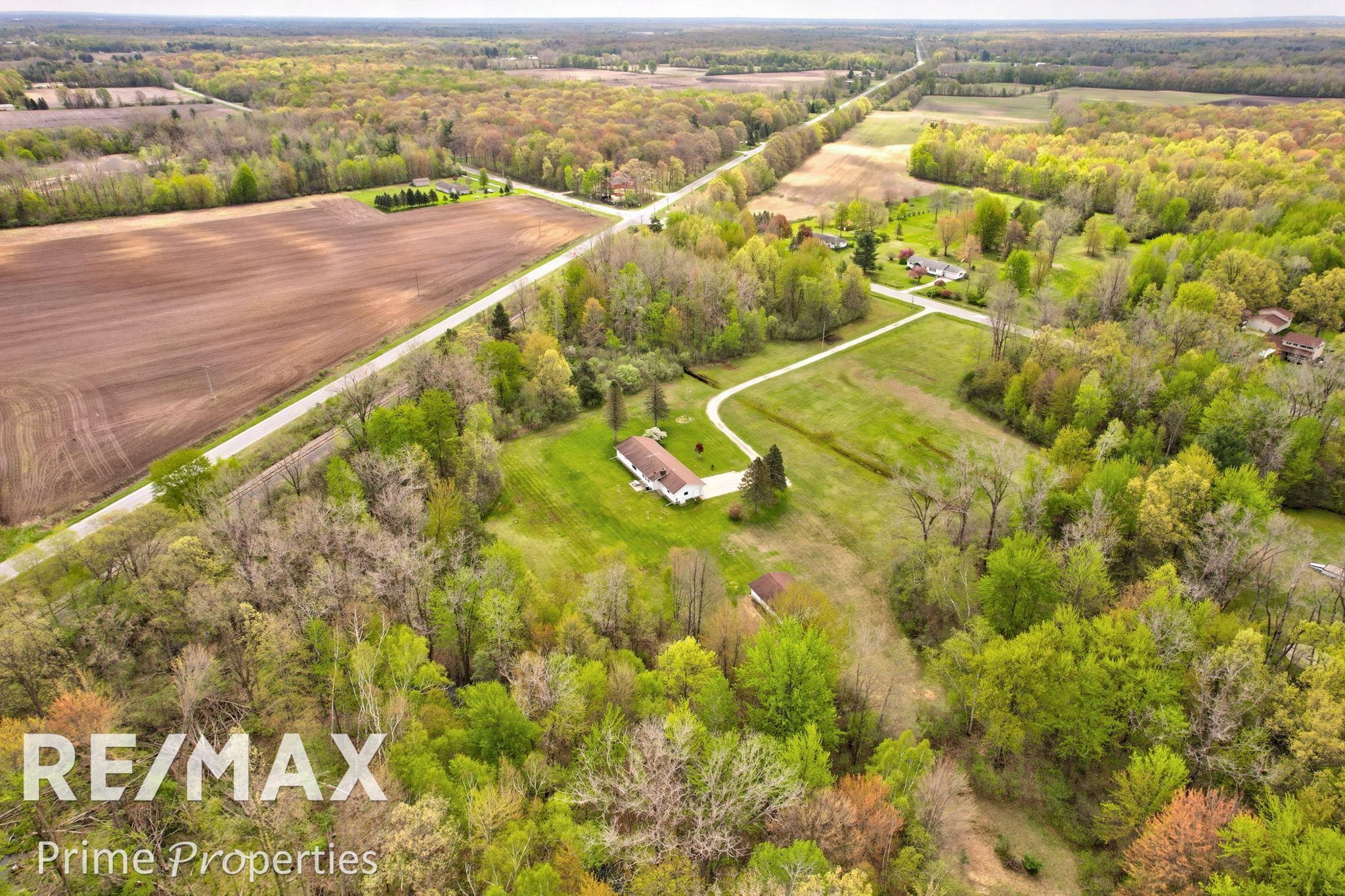 4301 Curtis Road Birch Run, MI 48415 - Photo 56 of 59 50208296-b8012919-9f1c-443b-8f10-bfa6ef669c5d.JPG