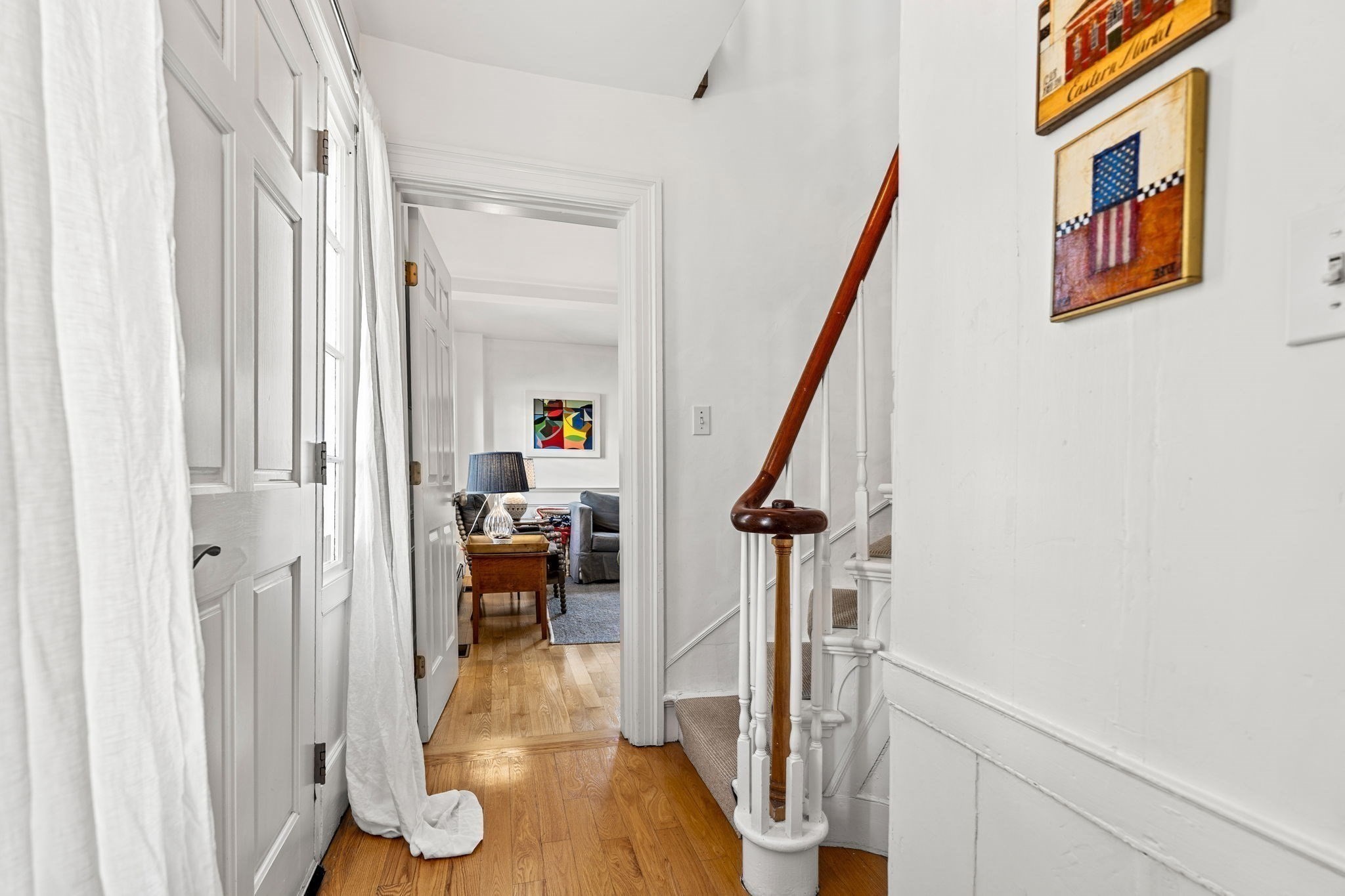 12 Bennett Street Manchester, MA 01944 - Photo 8 of 37 Gallery Image 8