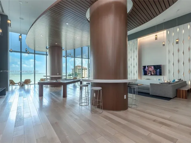 $999,000 | 460 Northeast 28th Street, Unit 808, Miami, FL 33137