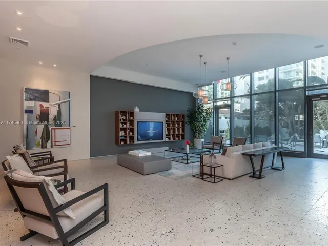 $999,000 | 460 Northeast 28th Street, Unit 808, Miami, FL 33137