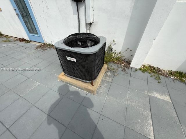 162 Tropical Shore Way Fort Myers Beach, FL 33931 - Photo 28 of 32 a kitchen with a sink a toilet and a rug