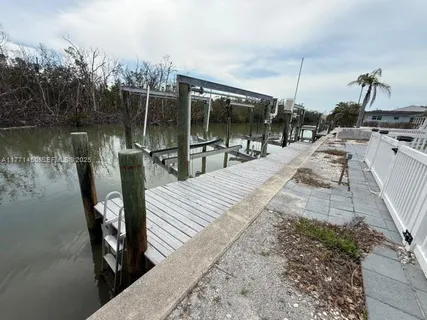 $749,900 | 162 Tropical Shore Way, Fort Myers Beach, FL 33931