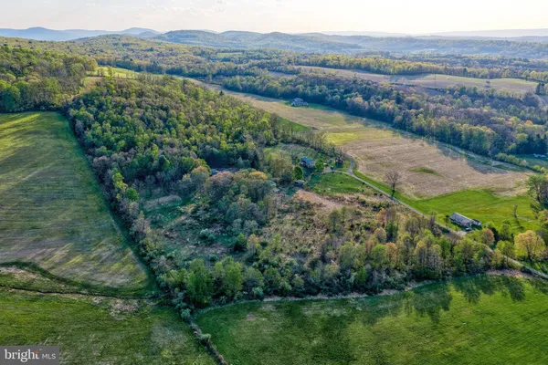 $599,999 | 57 Metz Lane, New Bloomfield, PA 17068