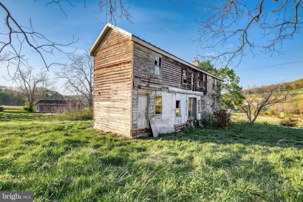 $599,999 | 57 Metz Lane, New Bloomfield, PA 17068