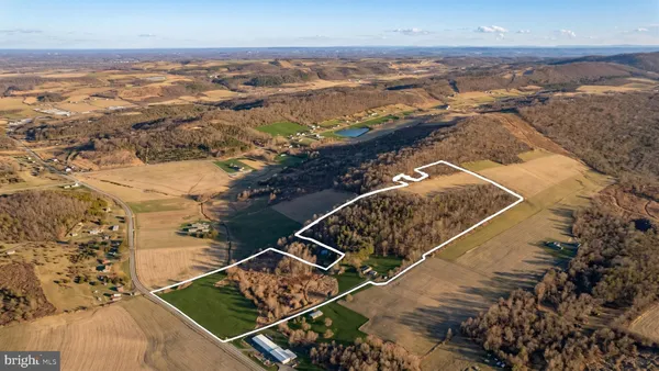 $599,999 | 57 Metz Lane, New Bloomfield, PA 17068