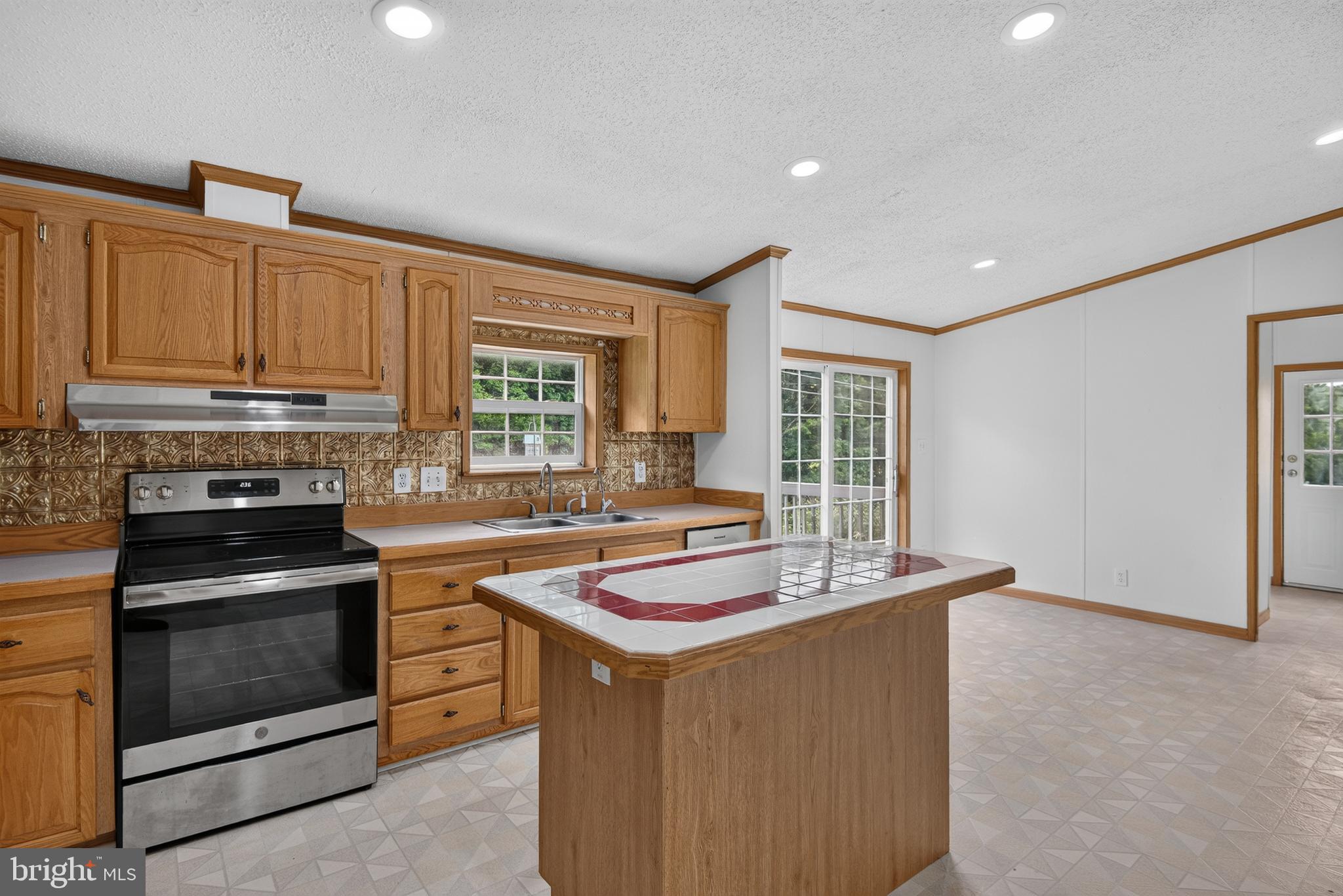 69 Gilbert Road Red Lion, PA 17356 - Photo 13 of 59
