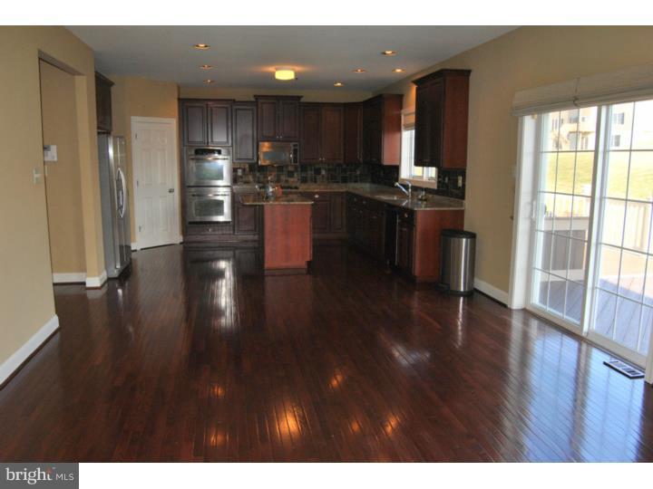 2205 Sparrow Way Chalfont, PA 18914 - Photo 12 of 25 Kitchen