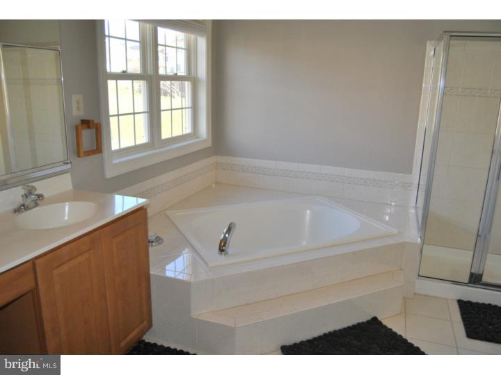 2205 Sparrow Way Chalfont, PA 18914 - Photo 14 of 25 Master Bathroom