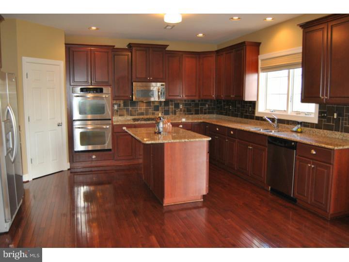 2205 Sparrow Way Chalfont, PA 18914 - Photo 9 of 25 Kitchen