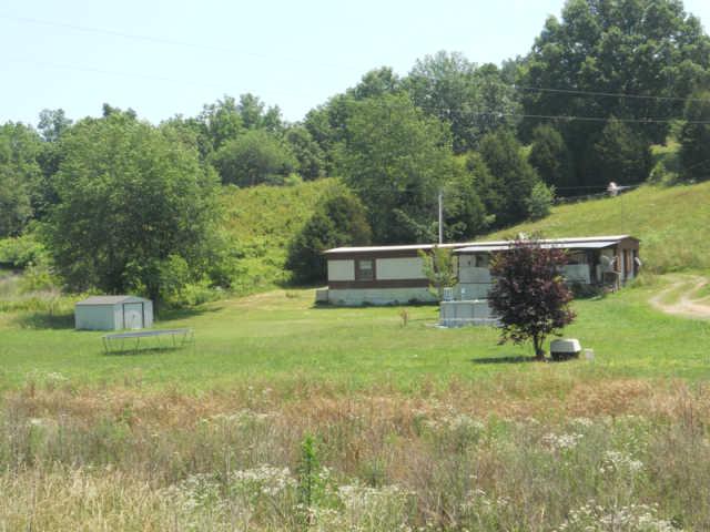 1292 Sheehy Road McEwen, TN 37101 - Photo 2 of 20 Gallery Image 2