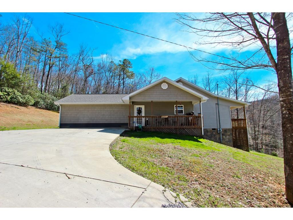 4642 Catons Grove Road Cosby, TN 37722 - Photo 4 of 24 Photo 4
